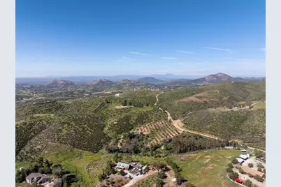 40707 Intrepid Rd, Hemet, CA 92544 - Photo 45