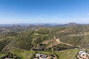 40707 Intrepid Rd, Hemet, CA 92544 - Photo 45