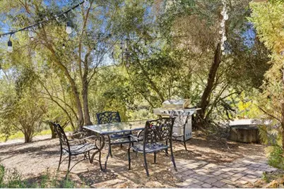 40707 Intrepid Rd, Hemet, CA 92544 - Photo 5