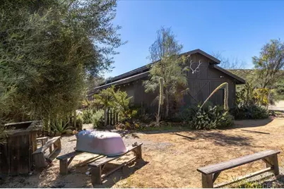 40707 Intrepid Rd, Hemet, CA 92544 - Photo 37