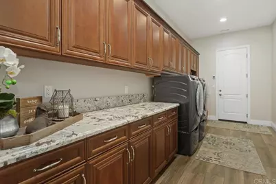 3960 Ibbetson Street, Corona, CA 92882 - Photo 51