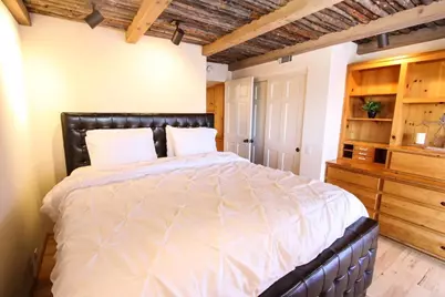 2027 Glasgow Avenue, Cardiff by the Sea, CA 92007 - Photo 57