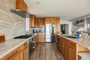 5570 Calumet Ave, La Jolla, CA 92037 - Photo 9