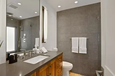 5570 Calumet Avenue, La Jolla, CA 92037 - Photo 27