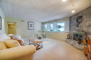 2301 Ivy Rd, Oceanside, CA 92054 - Photo 17