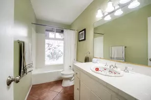 2301 Ivy Rd, Oceanside, CA 92054 - Photo 25