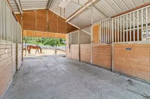 29950 Robbie Ln, Vista, CA 92084 - Photo 43