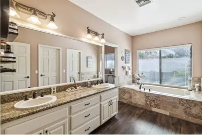 29950 Robbie Ln, Vista, CA 92084 - Photo 21