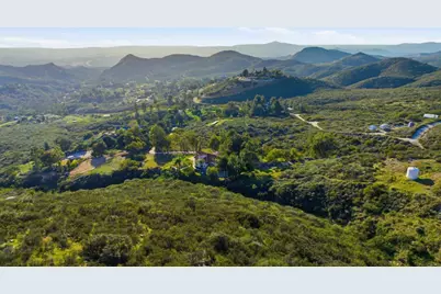 17345 Iron Mountain Drive, Poway, CA 92064 - Photo 7