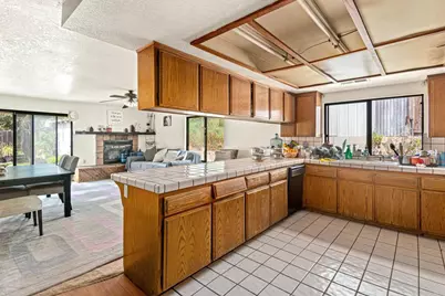 639 Starstone Drive, San Marcos, CA 92078 - Photo 3