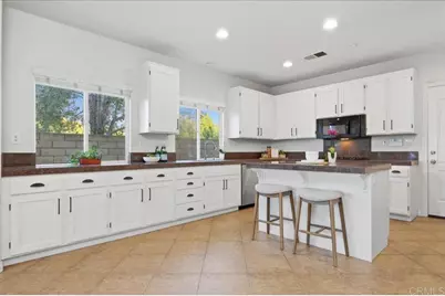 18385 Reata Way, San Diego, CA 92128 - Photo 5