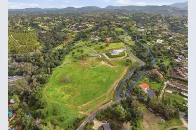 3600 Linda Vista Drive, Fallbrook, CA 92028 - Photo 9