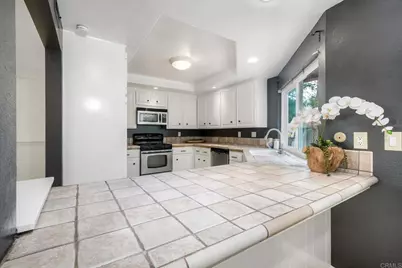 1729 Gascony Road, Encinitas, CA 92024 - Photo 9