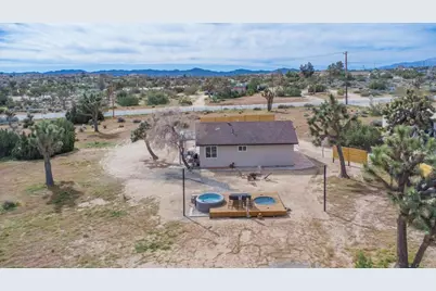 57222 Hillcrest Dr, Yucca Valley, CA 92284 - Photo 3