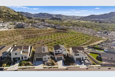 35182 Orchard Trail, Fallbrook, CA 92028 - Photo 7