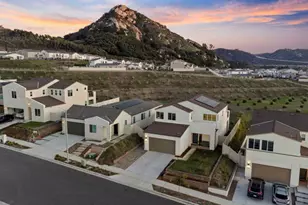 35182 Orchard Trail, Fallbrook, CA 92028 - Photo 3