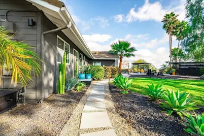 1901 Avowood Court, Fallbrook, CA 92028 - Photo 7