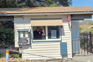 8975 Lawrence Welk, Escondido, CA 92026 - Photo 31