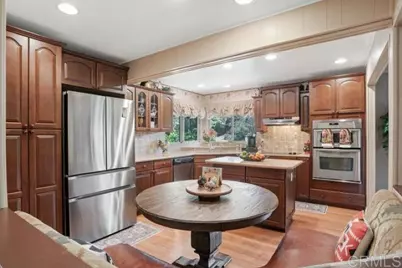 8975 Lawrence Welk #284, Escondido, CA 92026 - Photo 9