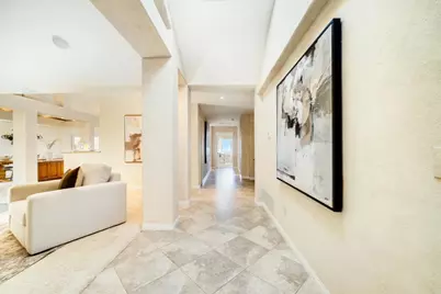 7240 Caminito Cruzada, La Jolla, CA 92037 - Photo 3