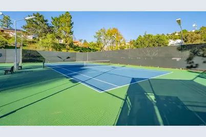 7240 Caminito Cruzada, La Jolla, CA 92037 - Photo 53