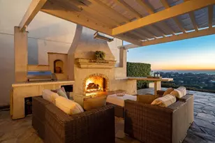 7240 Caminito Cruzada, La Jolla, CA 92037 - Photo 15