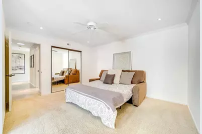 7240 Caminito Cruzada, La Jolla, CA 92037 - Photo 33