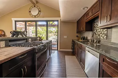1528 Calle Narcisos, Encinitas, CA 92024 - Photo 9