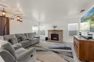 9126 Sinsonte Ln, Lakeside, CA 92040 - Photo 15