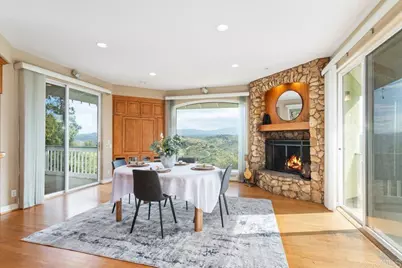 4327 Hollyhill Road, Vista, CA 92084 - Photo 11