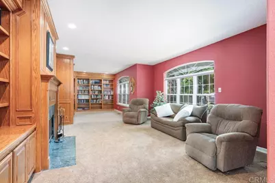 4327 Hollyhill Road, Vista, CA 92084 - Photo 9