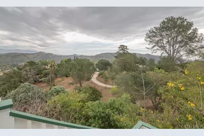 4327 Hollyhill Road, Vista, CA 92084 - Photo 55