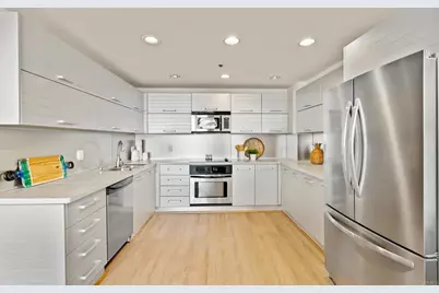 550 Seagaze Drive #29, Oceanside, CA 92054 - Photo 17