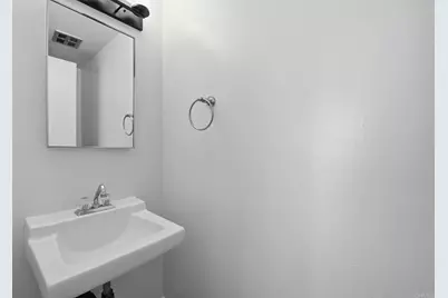 1237 Evergreen Drive, Cardiff by the Sea, CA 92007 - Photo 11