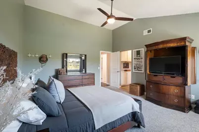 919 Wentworth Circle, Vista, CA 92081 - Photo 21