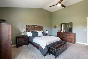 919 Wentworth Cir, Vista, CA 92081 - Photo 23