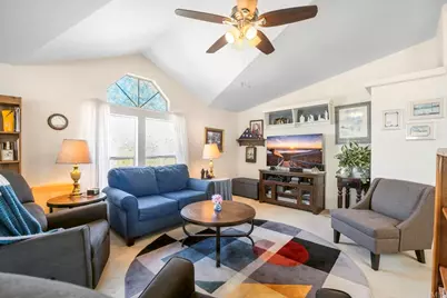525 W El Norte Parkway #301, Escondido, CA 92026 - Photo 3