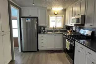 1506 Oak Dr, Vista, CA 92084 - Photo 9