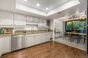 2420 Torrey Pines Road, La Jolla, CA 92037 - Photo 17