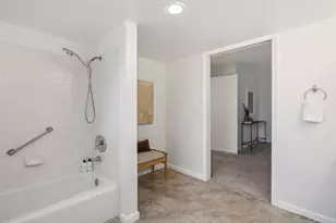 2420 Torrey Pines Road, La Jolla, CA 92037 - Photo 25