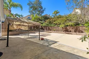 1715 Landing Dr, Vista, CA 92081 - Photo 33