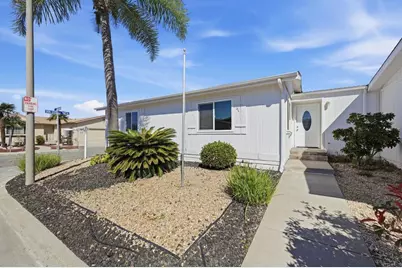 647 Via Costa Rica, Vista, CA 92081 - Photo 3