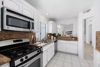 7104 Lantana, Carlsbad, CA 92011 - Photo 11