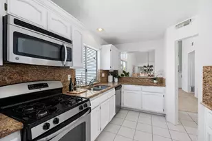 7104 Lantana, Carlsbad, CA 92011 - Photo 11