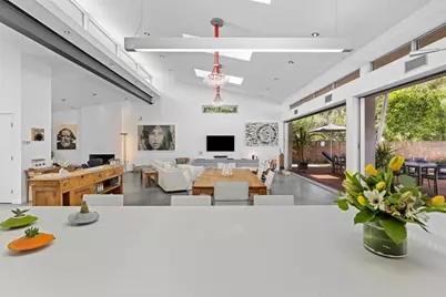 6672 Avenida Andorra, La Jolla, CA 92037 - Photo 31