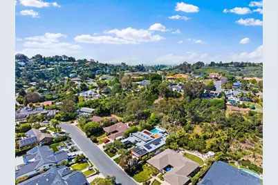 6672 Avenida Andorra, La Jolla, CA 92037 - Photo 59