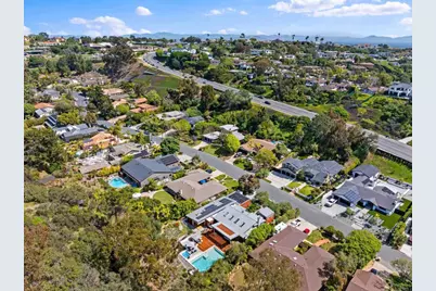 6672 Avenida Andorra, La Jolla, CA 92037 - Photo 65