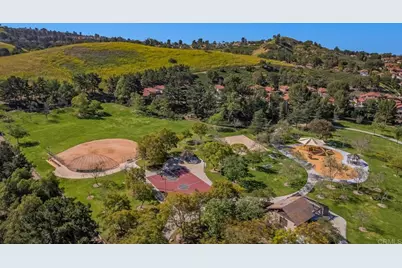 421 S Rosemary Lane, Anaheim Hills, CA 92808 - Photo 35