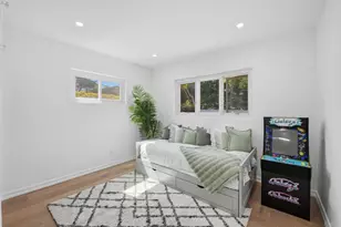 637 N Rios Ave, Solana Beach, CA 92075 - Photo 23