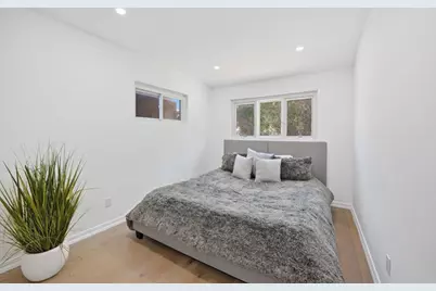 637 N Rios Avenue, Solana Beach, CA 92075 - Photo 19